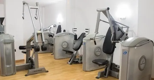 ZONA DE ENTRENAMIENTO PERSONAL ZEP en Zaragoza