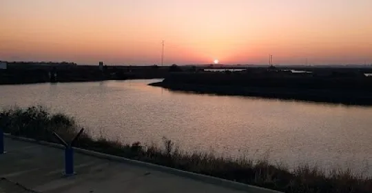 Centro deportivo náutico municipal del lago periurbano de "Las Albinas" Chiclana en Chiclana de la Frontera