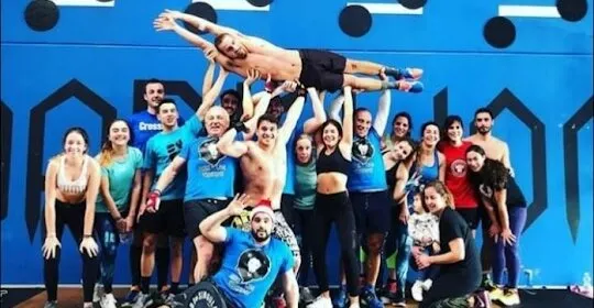 Dark Lion Box & Ciclo Indoor en La Carrera