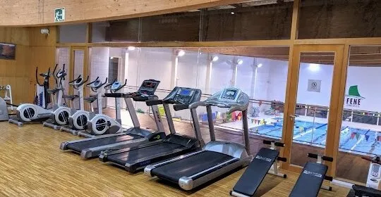 Piscina Municipal de Centieiras (Fene) en Fene