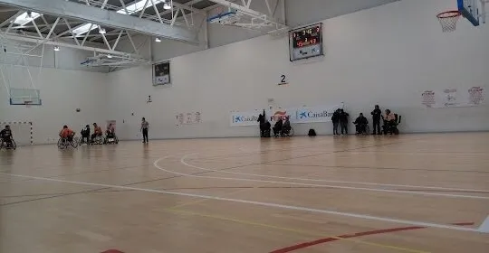 Polideportivo Municipal "Esther San Miguel" en Burgos
