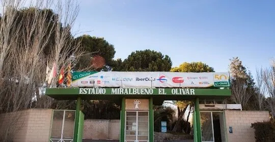 Estadio Miralbueno El Olivar en Zaragoza