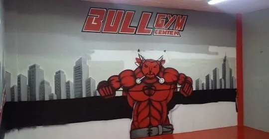 Bull Gym Center en La Línea de la Concepción
