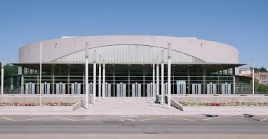 Multiusos Fontes do Sar en Santiago de Compostela