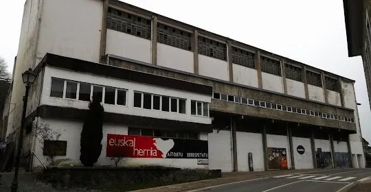 Fronton Etzegara en Irun