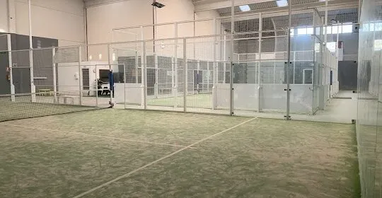 PyreneSport Jaca - padel indoor en Jaca