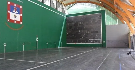 Frontón de Aperribai en Basauri