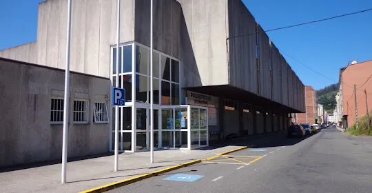 Polideportivo Municipal De Cedeira en Cedeira