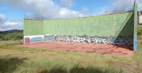 Pista de Frontón en Plasencia