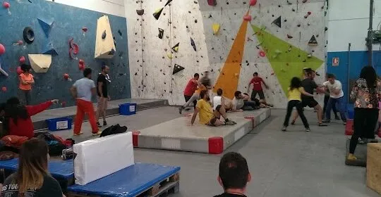 Cereza Wall en Plasencia