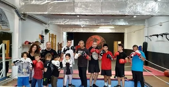 Escola Drac Roig en Canet de Mar