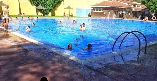Piscina Municipal de Náquera en Náquera