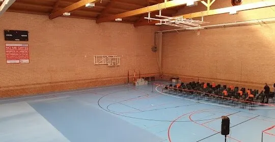 Podeportivo Municipal Juan Carlos I en Miraflores de la Sierra