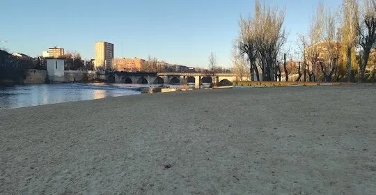 Zona De Baño - Playa Fluvial en Valladolid