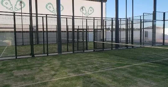 CLUB DE PADEL LA HERRADURA CIUDAD REAL en Almodóvar del Campo