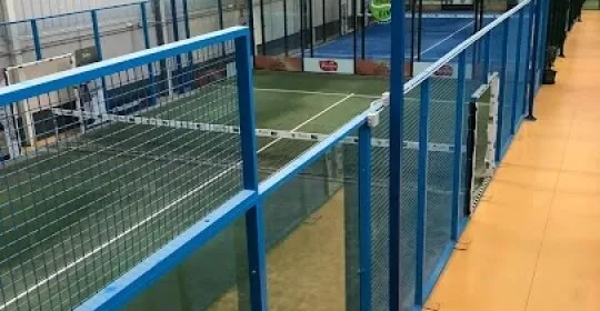 Padel Live Indoor en Aldeamayor de San Martín