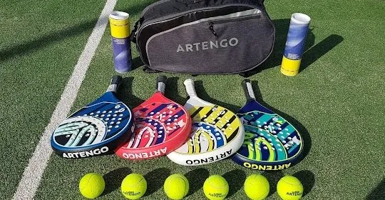 Pista municipal de pádel, Ayuntamiento de Colmenar. en Colmenar