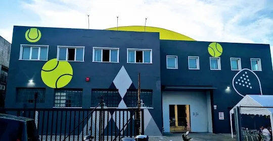 Game Pàdel Indoor en Santa Coloma de Cervelló