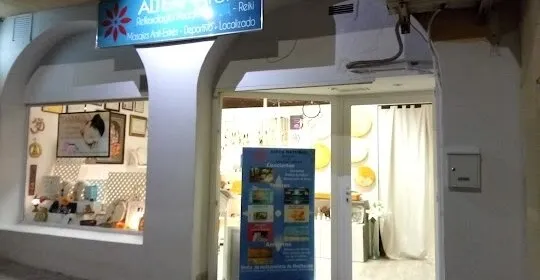 AlteaNatural Masaje y terapias naturales. en Altea