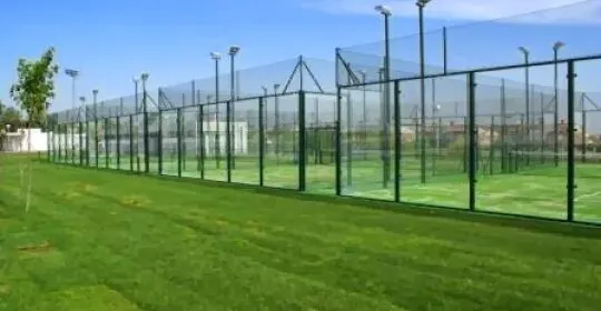 Centro Deportivo El Álamo en El Álamo