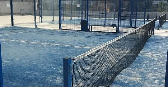 Pistas de Padel, Tenis y Fútbol 7 Colegio Europa en Málaga