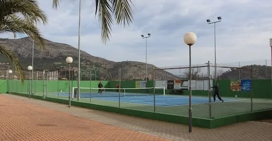 Escuela de tenis y padel xaló en Xaló