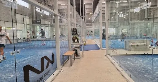 Padel Indoor Dluxe en Begur