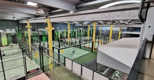 Pàdel Indoor Esparreguera en Esparreguera