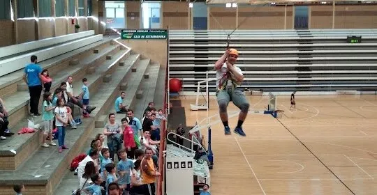 Pabellón "V Centenario" - Universidad de Extremadura en Cáceres