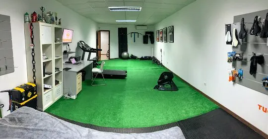 Tuentrenas Sport Center en La Línea de la Concepción