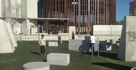 Parkour Park Vitoria en Vitoria / Gasteiz