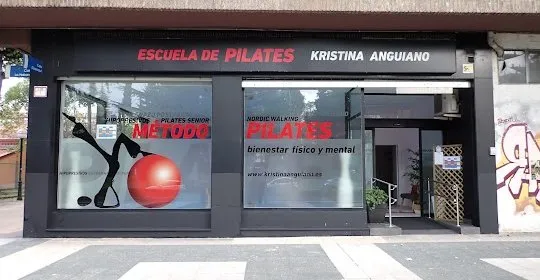 Escuela De Pilates Kristina Anguiano en Vitoria / Gasteiz