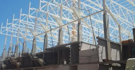 Complejo poliesportiu nou moles en Valencia