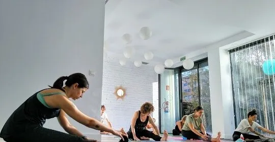 CALMA YOGA Studio Donostia ????‍♀????????‍♂ en Donostia / San Sebastián