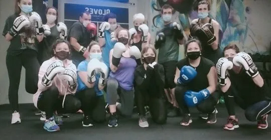 Gloves fit & box en Pamplona