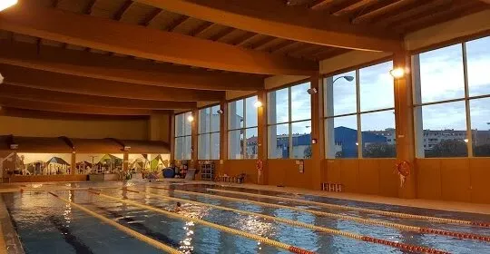 Piscina Municipal Climatizada Villares de la Reina en Villares de la Reina