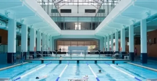 Centro Supera Centro Deportivo y Cultural Abastos en Valencia