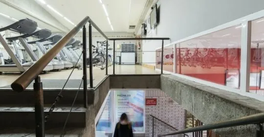 Centro Deportivo J10 en Huesca