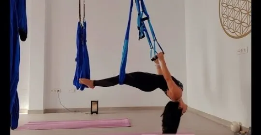 Aeroyoga con Cintia en El Ejido