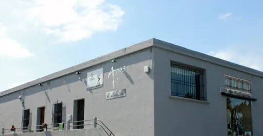 A dos i 2 El Almacén en Getxo