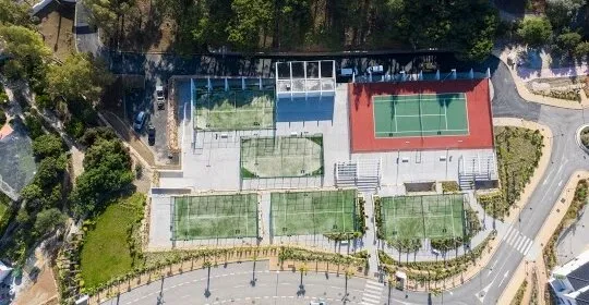 LOS REALES SPORTS CLUB en Estepona