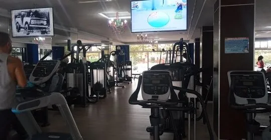 FRAILE USA SANTA EULALIA en Santa Eulària des Riu