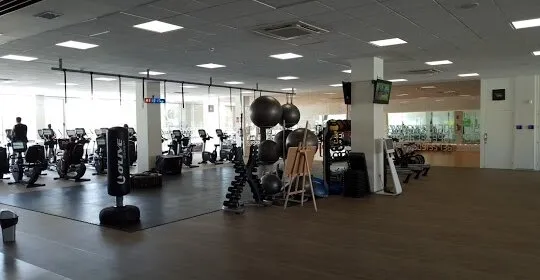 Time Centro Deportivo en Motril