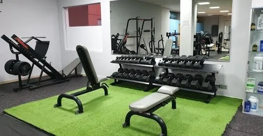 Feel Sport Centro Deportivo en La Herradura