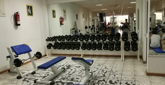 Gimnasio Juan Sánchez en Los Palacios y Villafranca