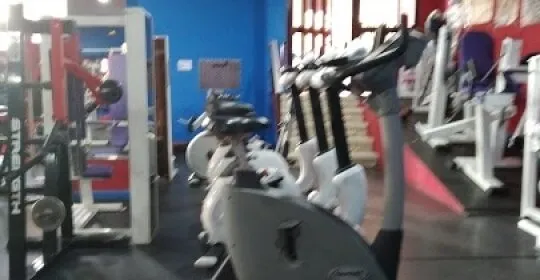 Gimnasio Heracles 2 Club Deportivo en Plasencia