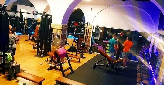 5 Avenue Smart Club en Puerto Real