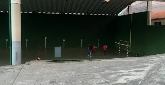 Fronton altzaga en Erandio