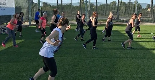 Vive Oliva - Paddle Surf SUP - Cursos y Alquiler - Actividades Deportivas en Oliva