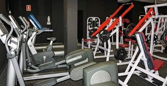 Physiq Fitness Center en Martorell